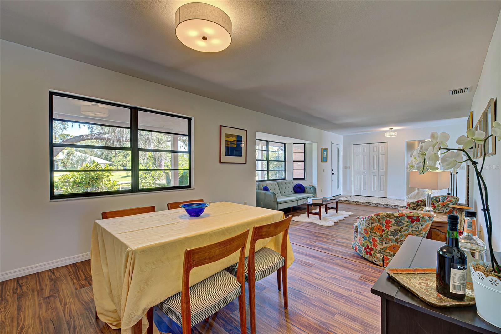 Image 22 of 89 For 1061 Owl Drive