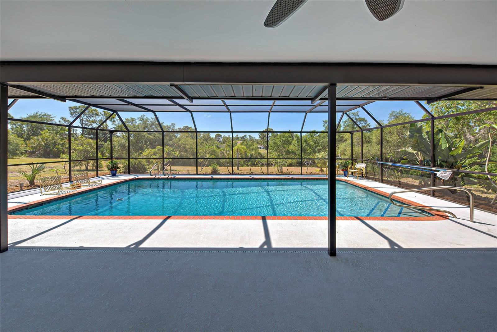 Image 29 of 89 For 1061 Owl Drive