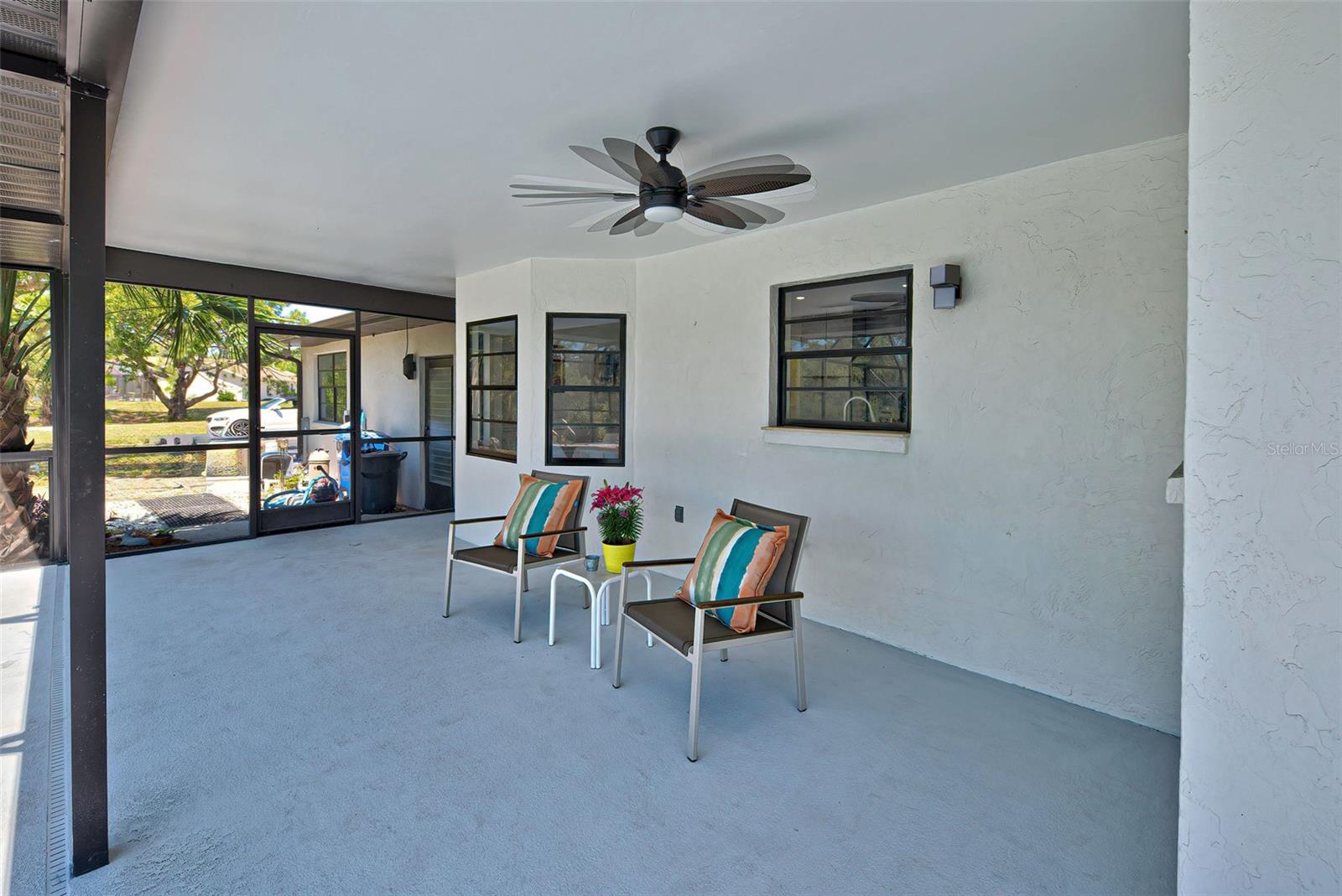 Image 31 of 89 For 1061 Owl Drive