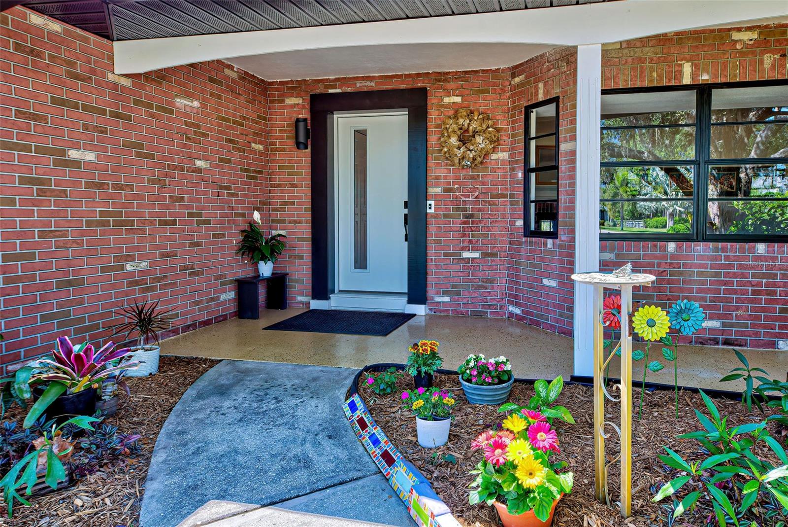 Image 5 of 89 For 1061 Owl Drive