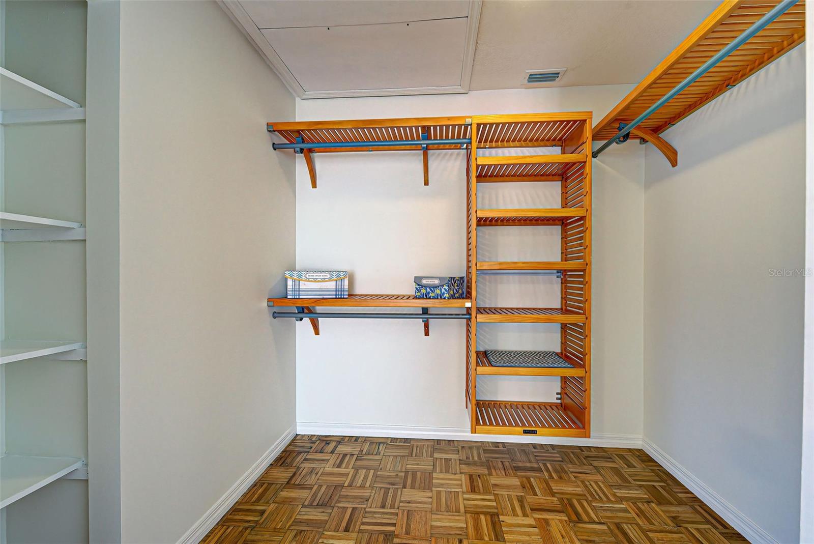 Image 55 of 89 For 1061 Owl Drive