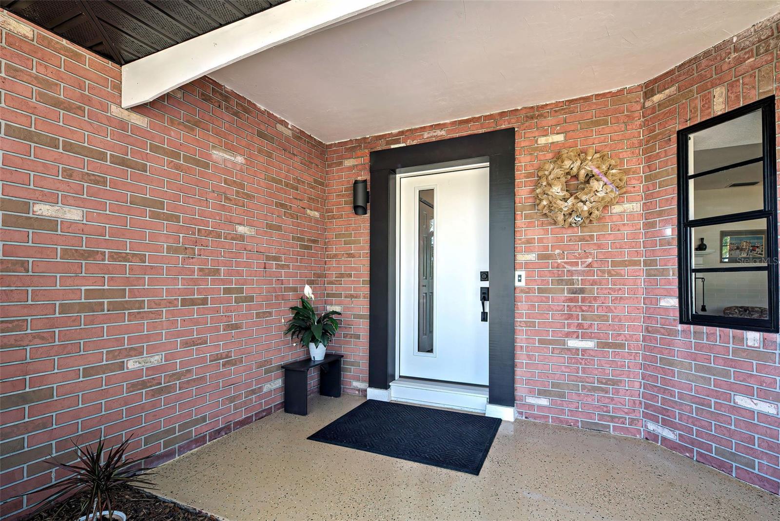 Image 6 of 89 For 1061 Owl Drive