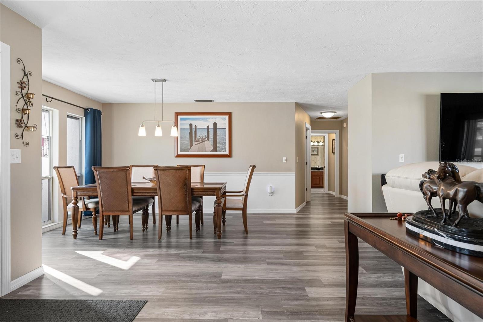 Image 7 of 62 For 1714 Coral Sands Court