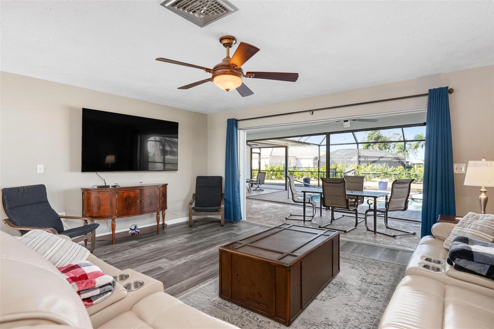 Image 8 of 62 For 1714 Coral Sands Court