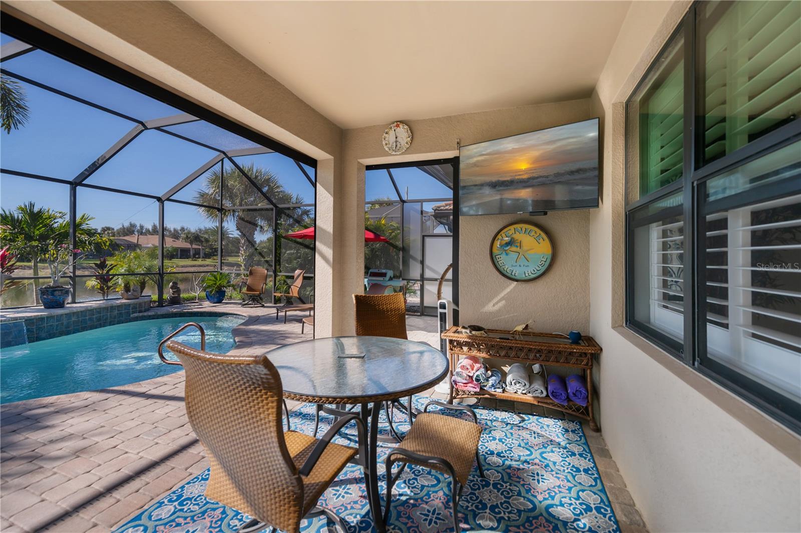 Image 21 of 53 For 13861 Karina Street