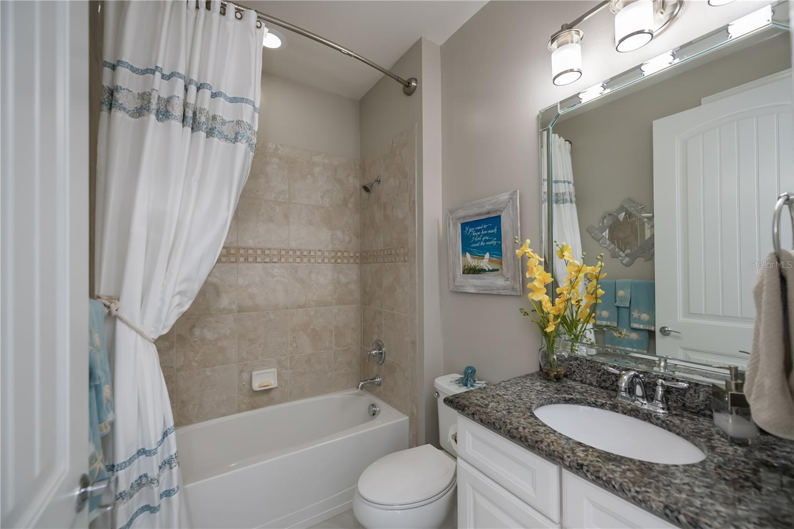 Image 45 of 53 For 13861 Karina Street