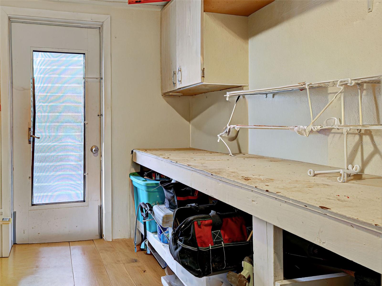 Image 26 of 48 For 3371 Pinetree Street