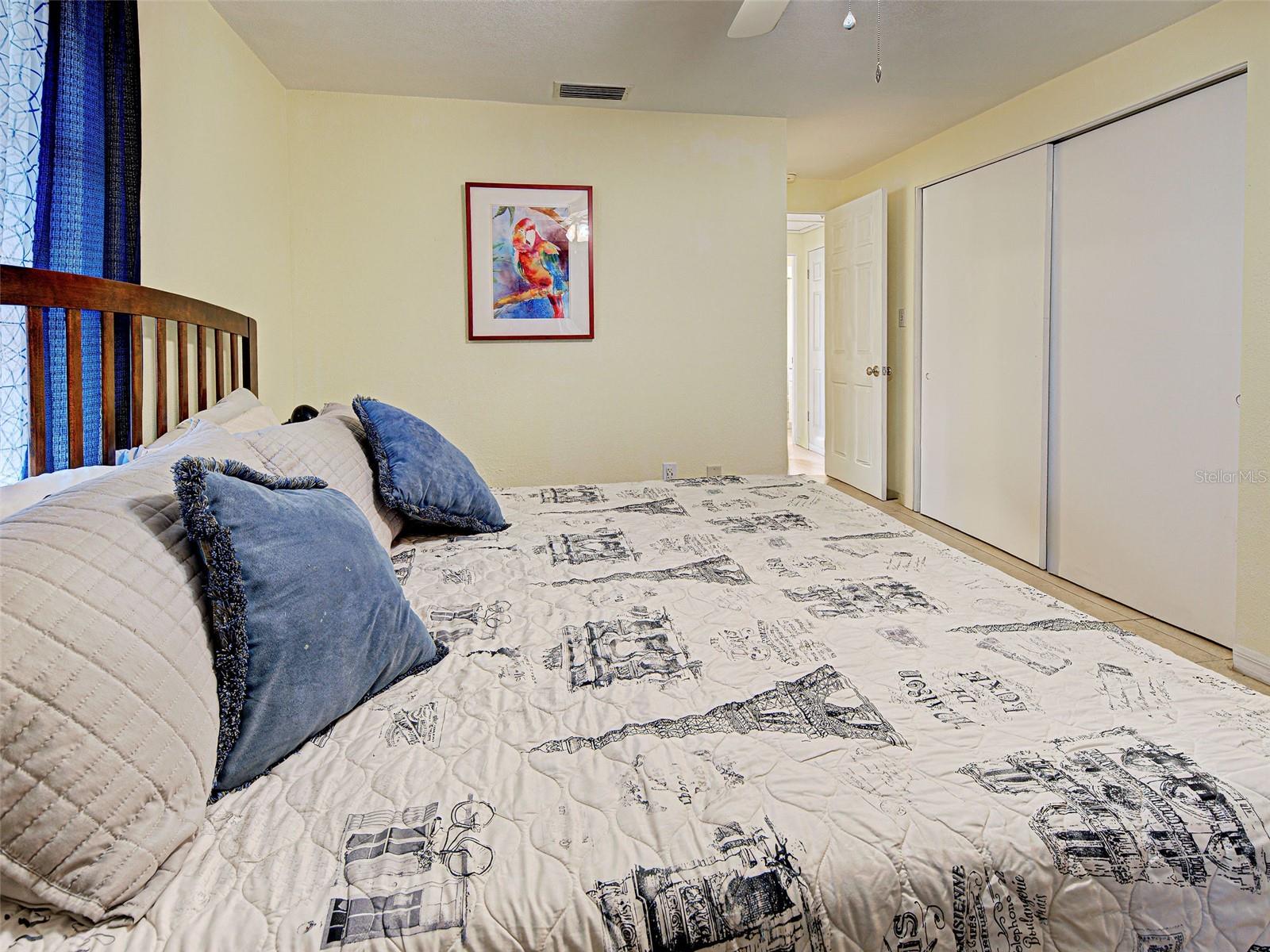 Image 30 of 48 For 3371 Pinetree Street