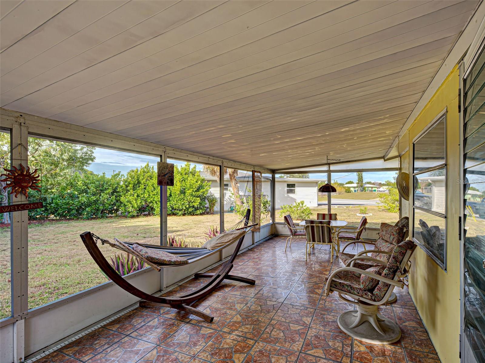 Image 41 of 48 For 3371 Pinetree Street