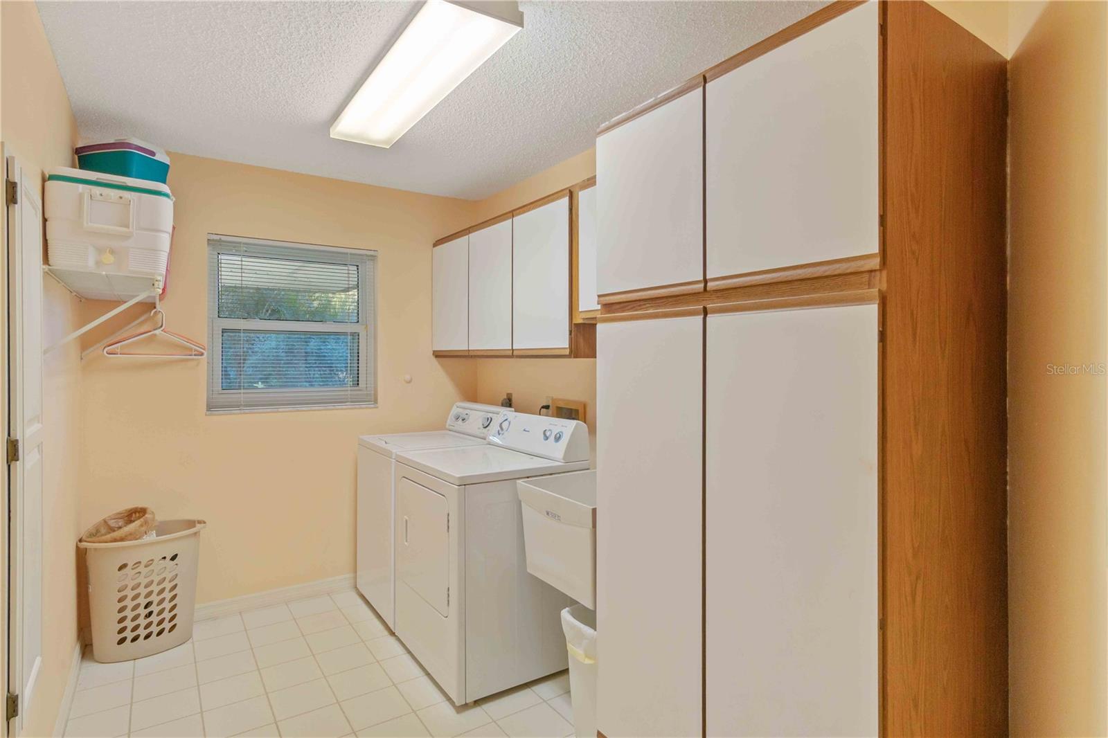 Image 38 of 51 For 209 Woodland Drive