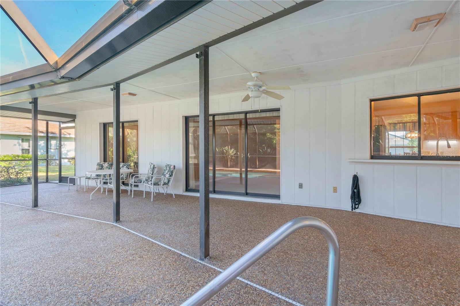 Image 39 of 51 For 209 Woodland Drive