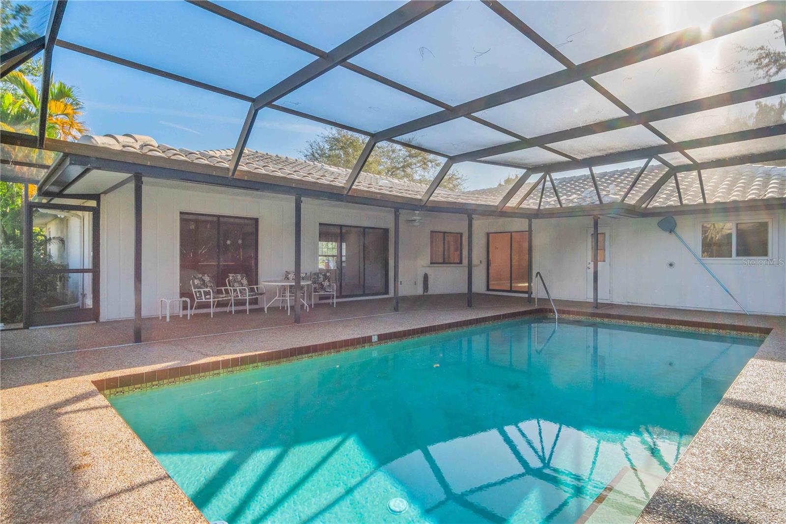 Image 42 of 51 For 209 Woodland Drive