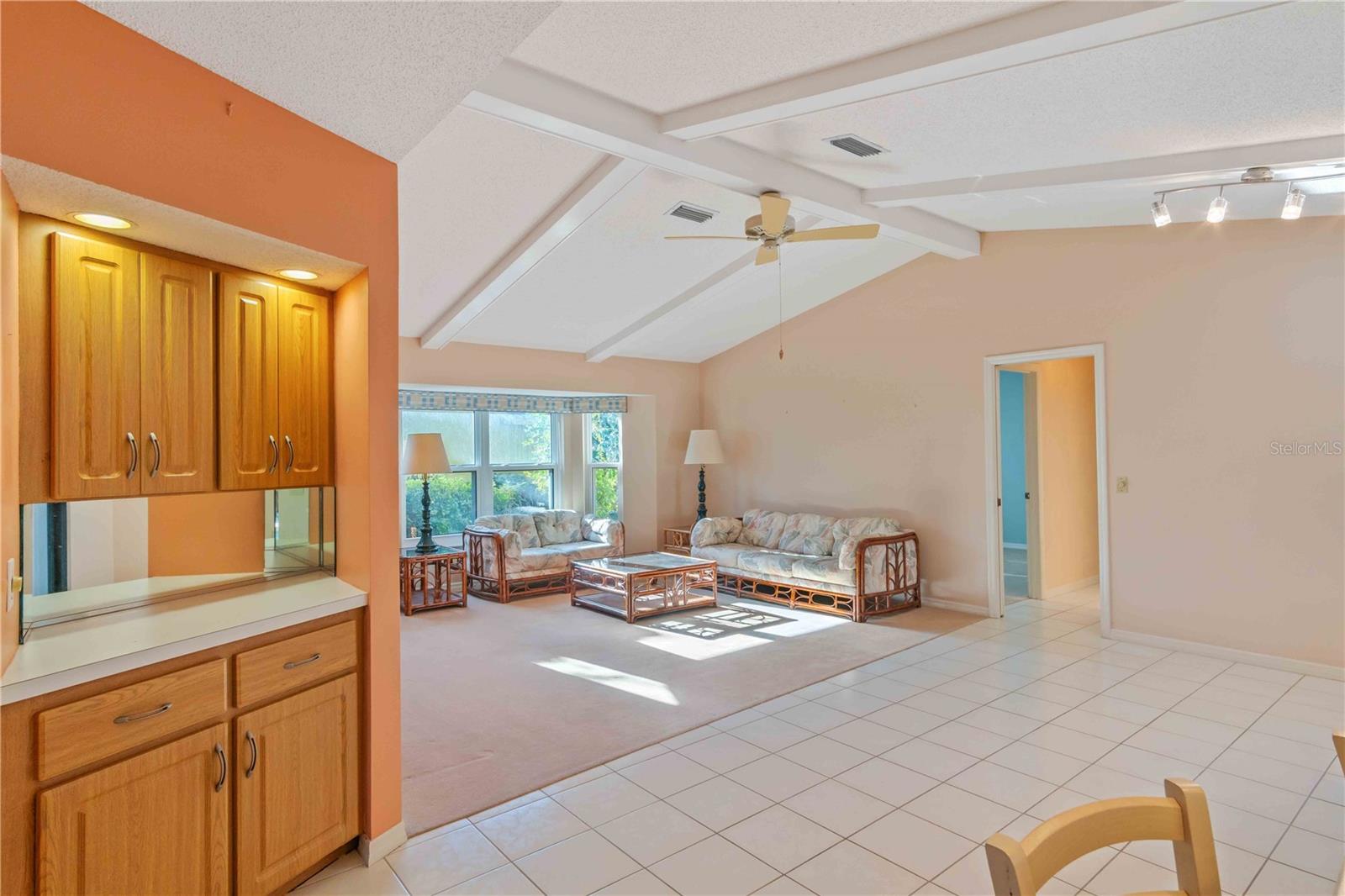 Image 6 of 51 For 209 Woodland Drive