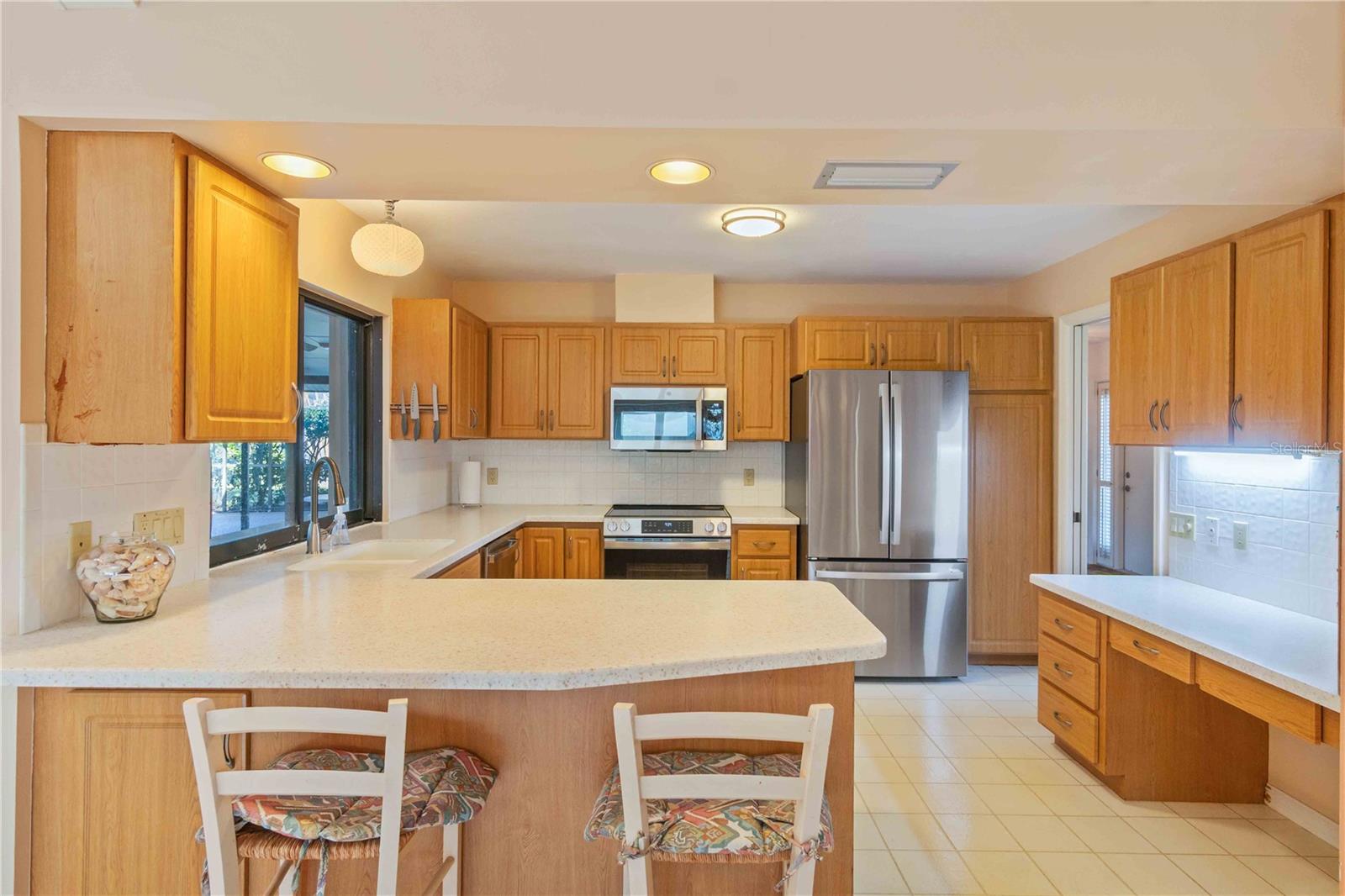 Image 9 of 51 For 209 Woodland Drive