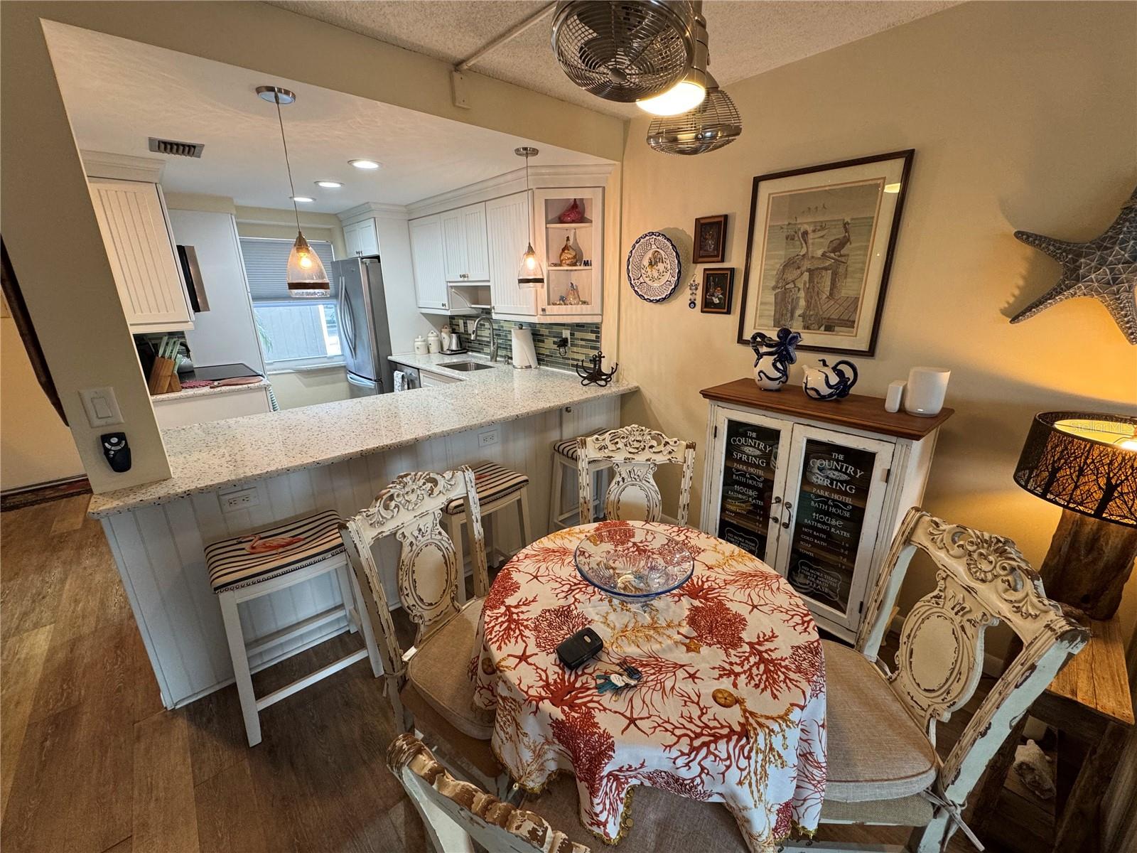 Image 10 of 17 For 1400 Tarpon Center Drive 111