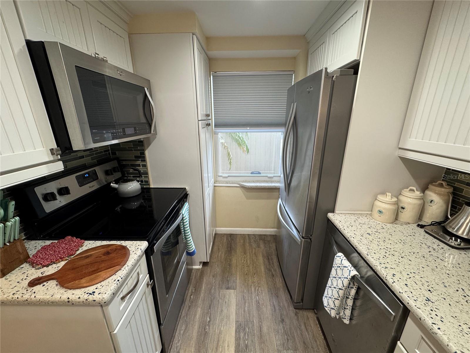 Image 7 of 17 For 1400 Tarpon Center Drive 111