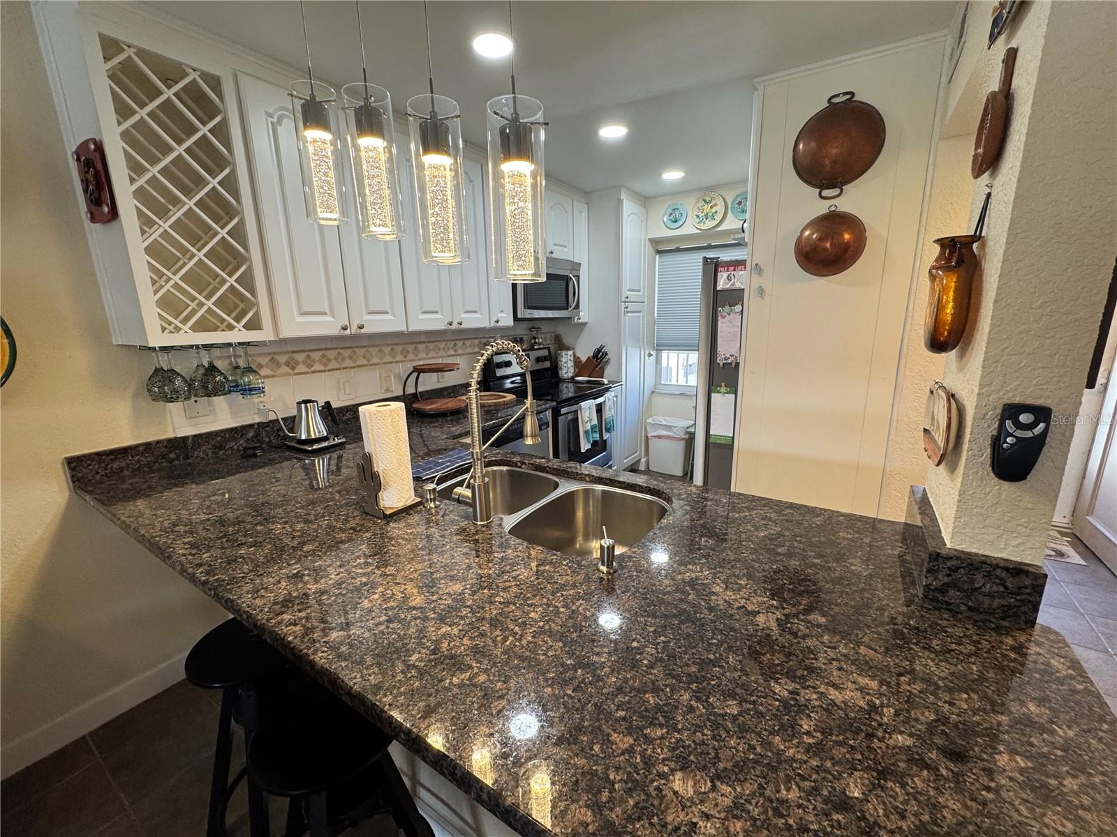 Image 11 of 24 For 1400 Tarpon Center Drive 206