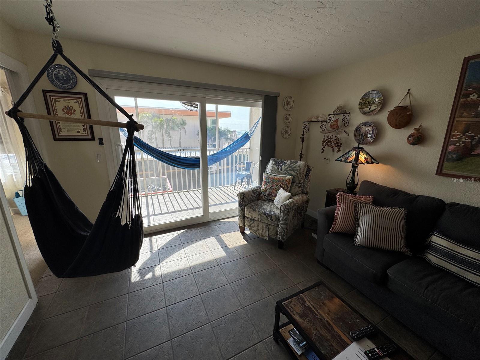 Image 13 of 24 For 1400 Tarpon Center Drive 206