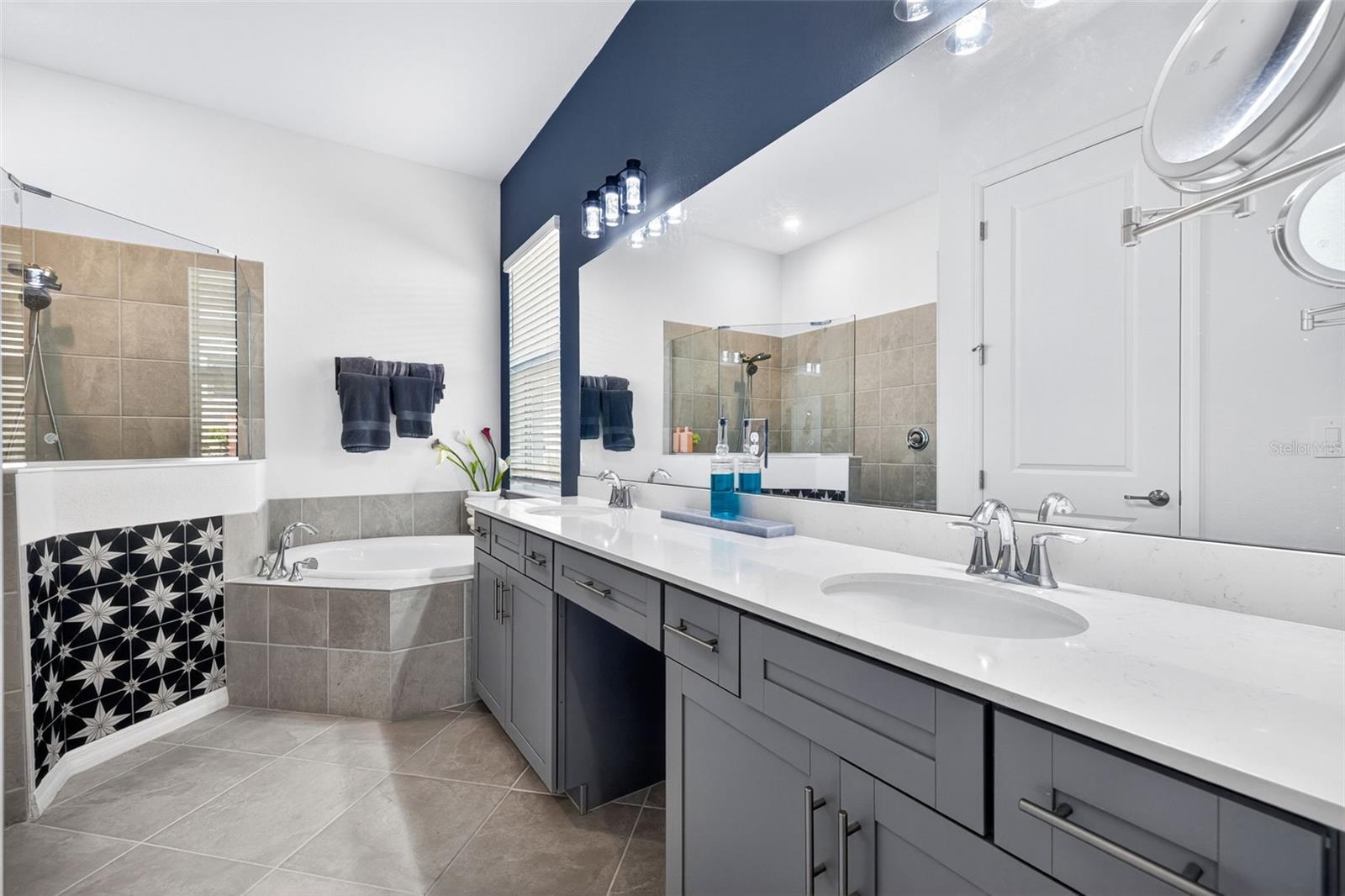 Image 20 of 57 For 12752 Tulum Loop