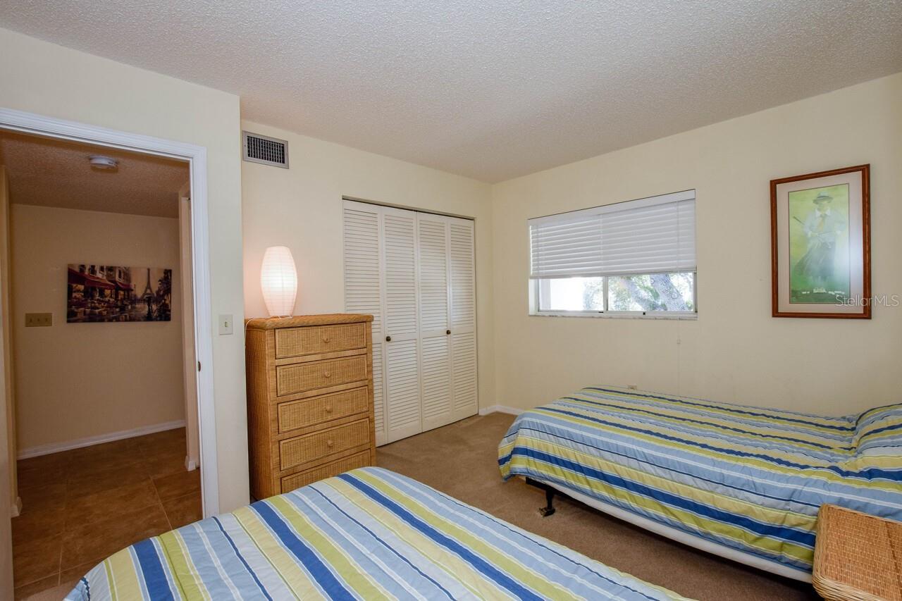 Image 19 of 53 For 437 Cerromar Lane 519