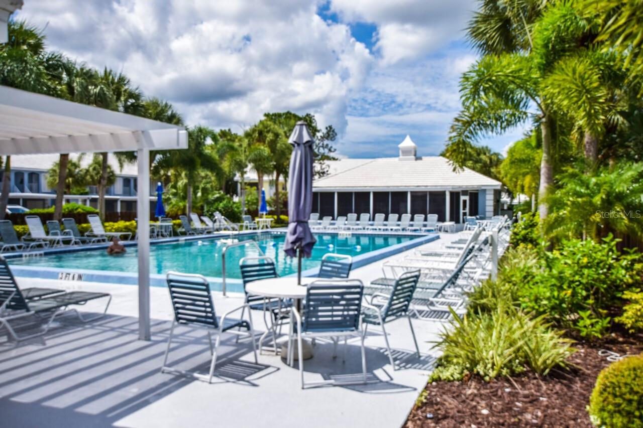 Image 37 of 53 For 437 Cerromar Lane 519