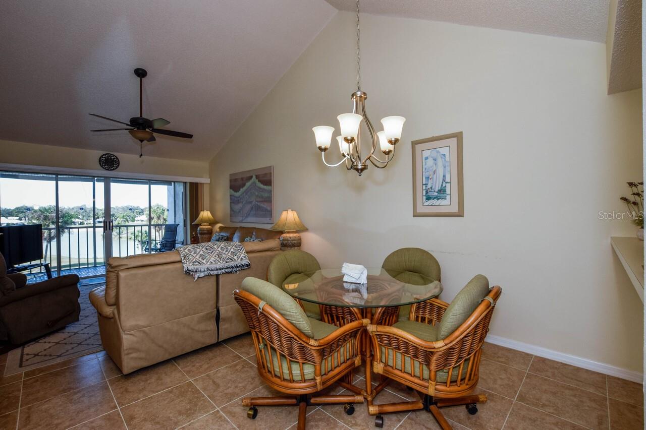 Image 6 of 53 For 437 Cerromar Lane 519