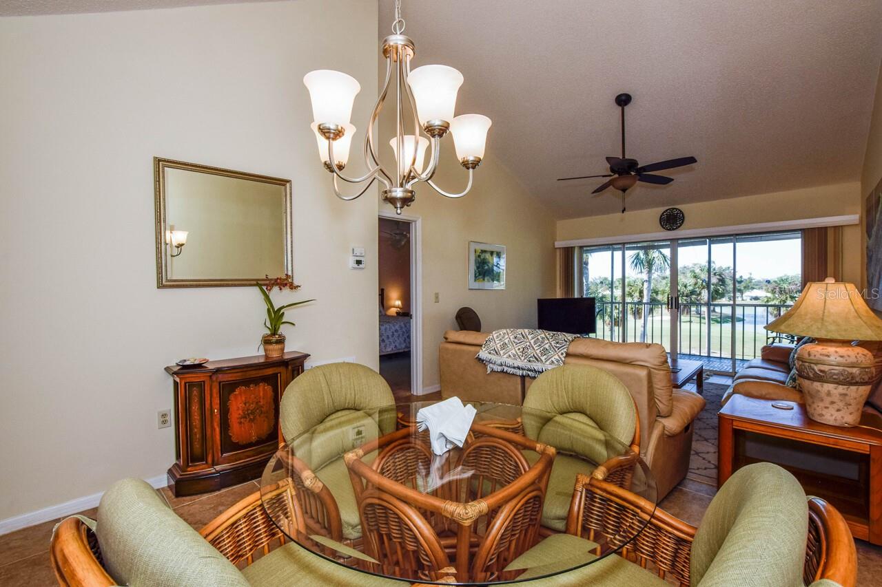 Image 7 of 53 For 437 Cerromar Lane 519