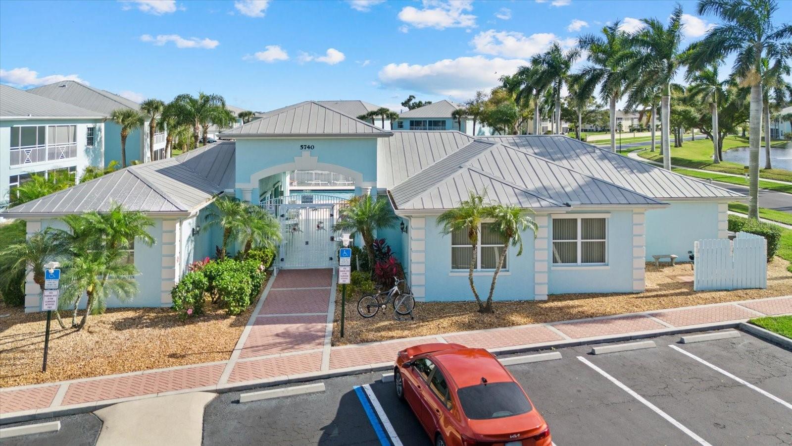 Image 37 of 47 For 5747 Sabal Trace Drive 103