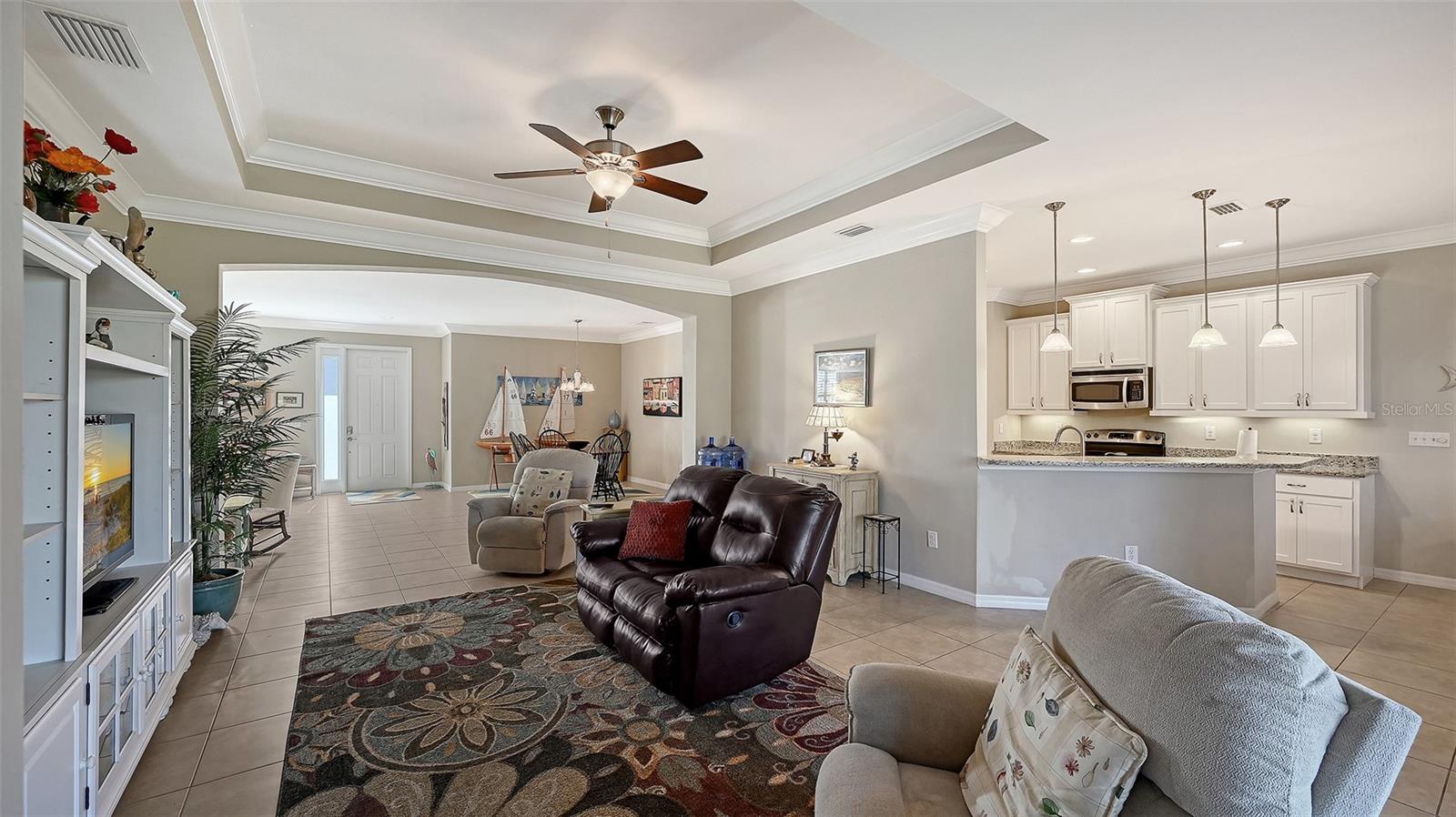 Image 10 of 67 For 5400 Layton Drive