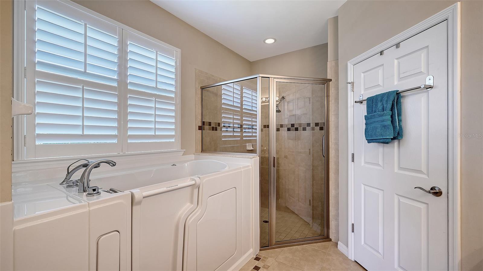 Image 27 of 67 For 5400 Layton Drive