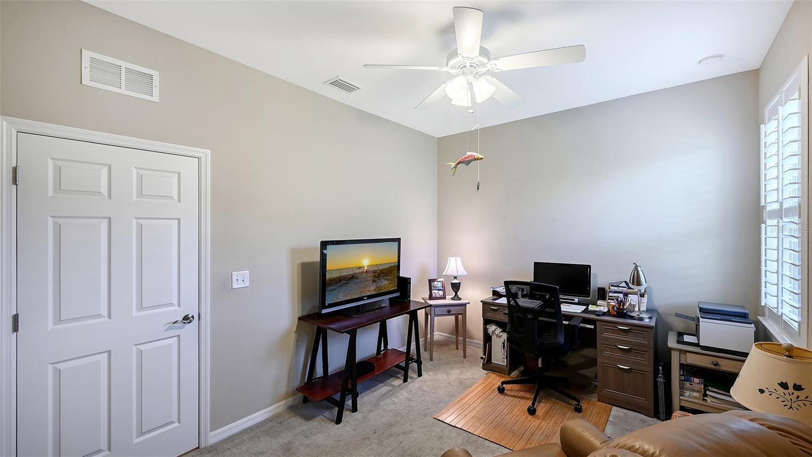 Image 29 of 67 For 5400 Layton Drive