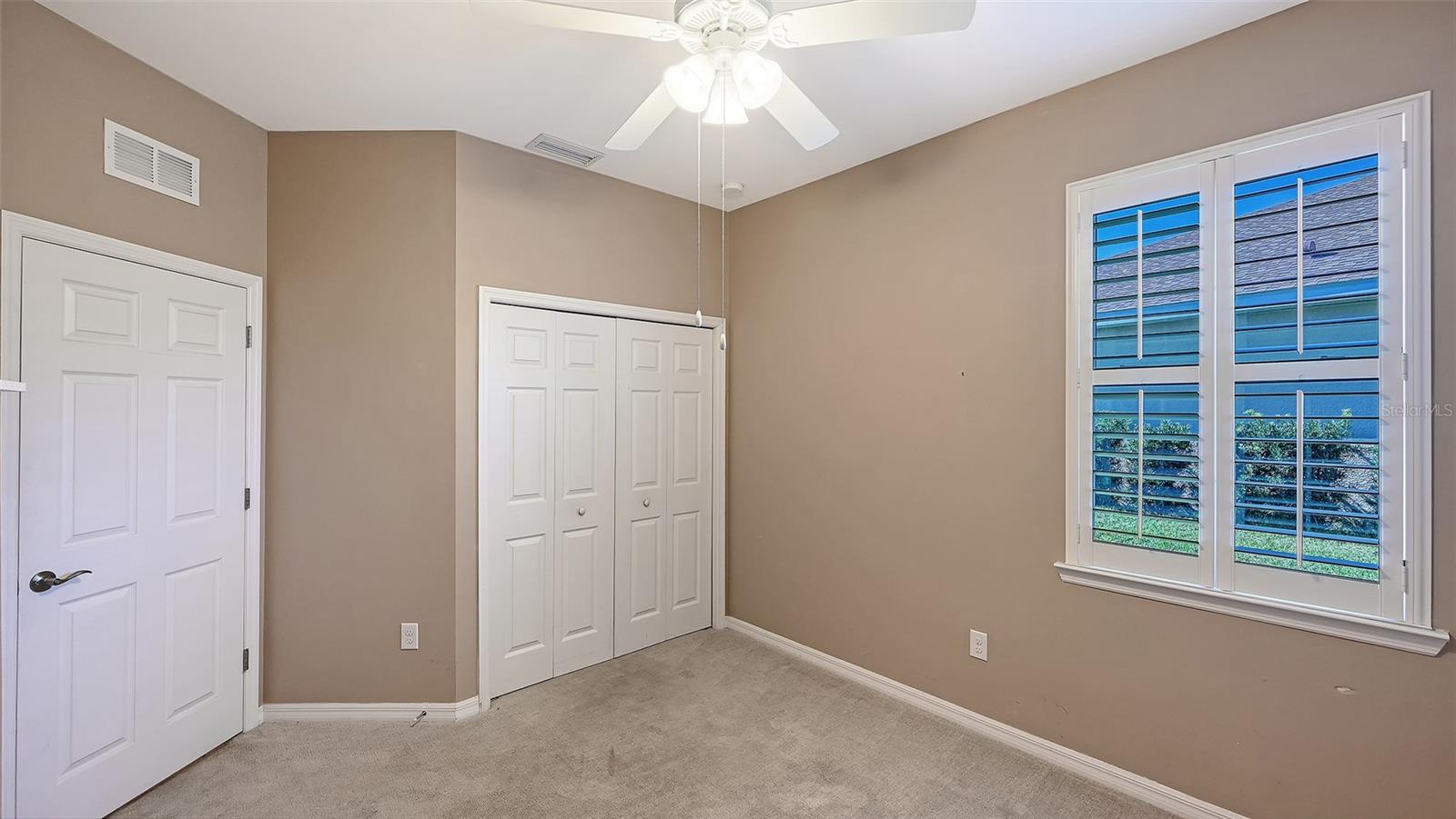 Image 34 of 67 For 5400 Layton Drive