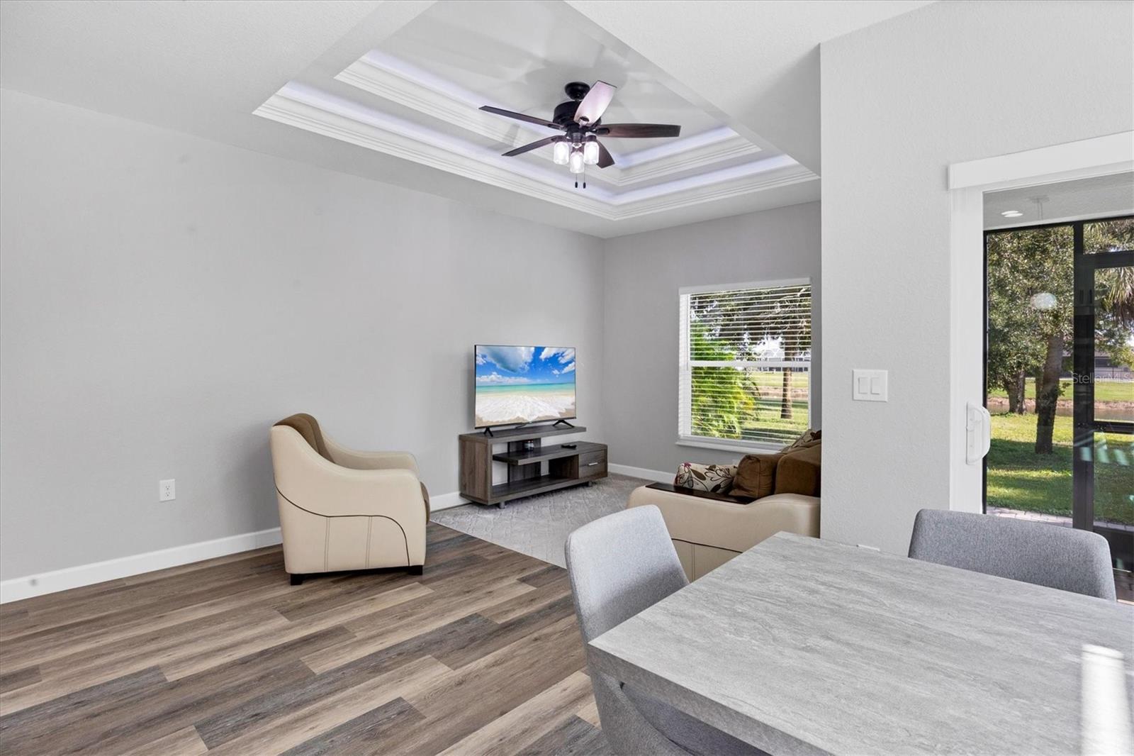 Image 16 of 62 For 338 Boundary Boulevard