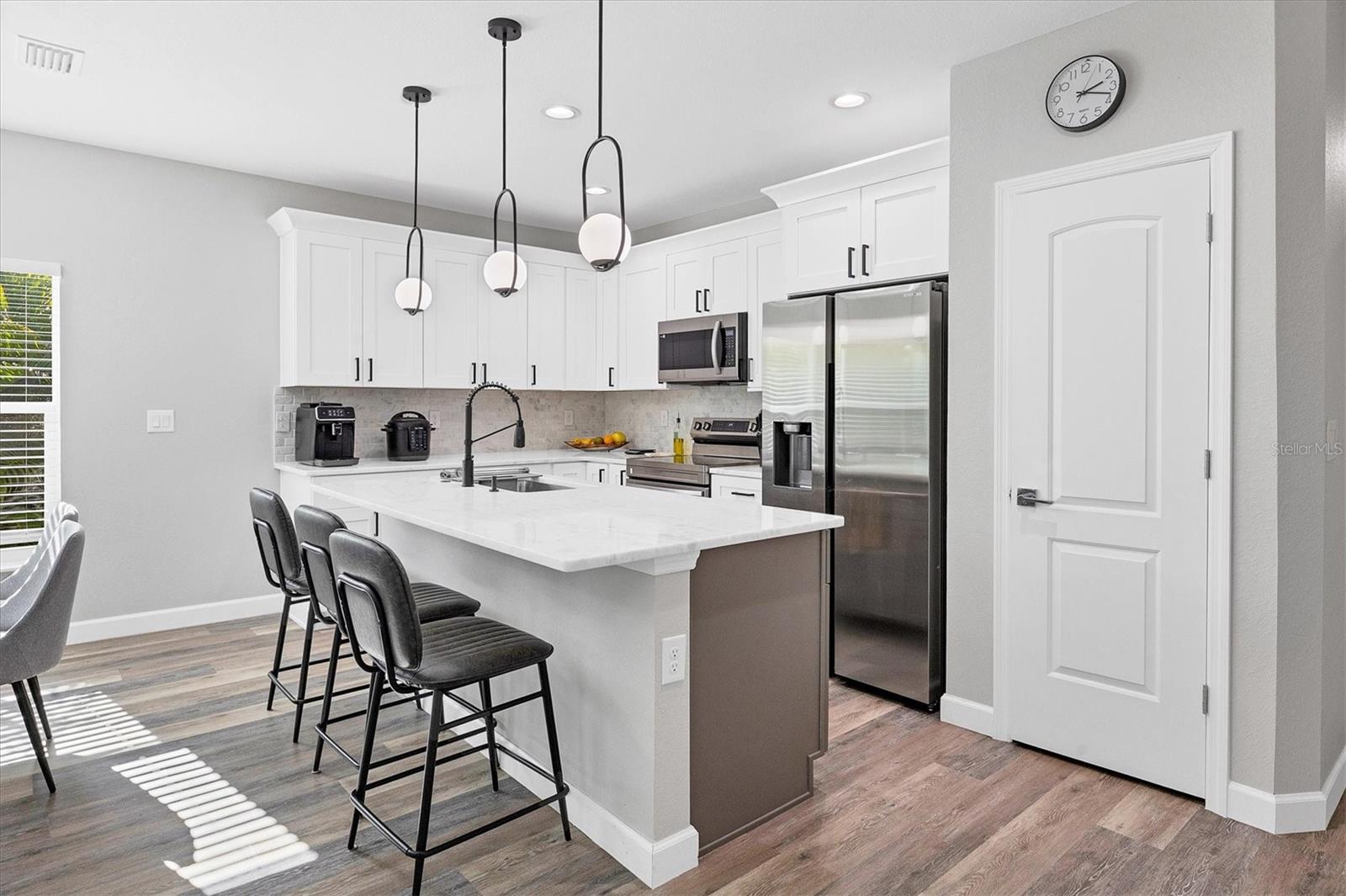 Image 19 of 62 For 338 Boundary Boulevard