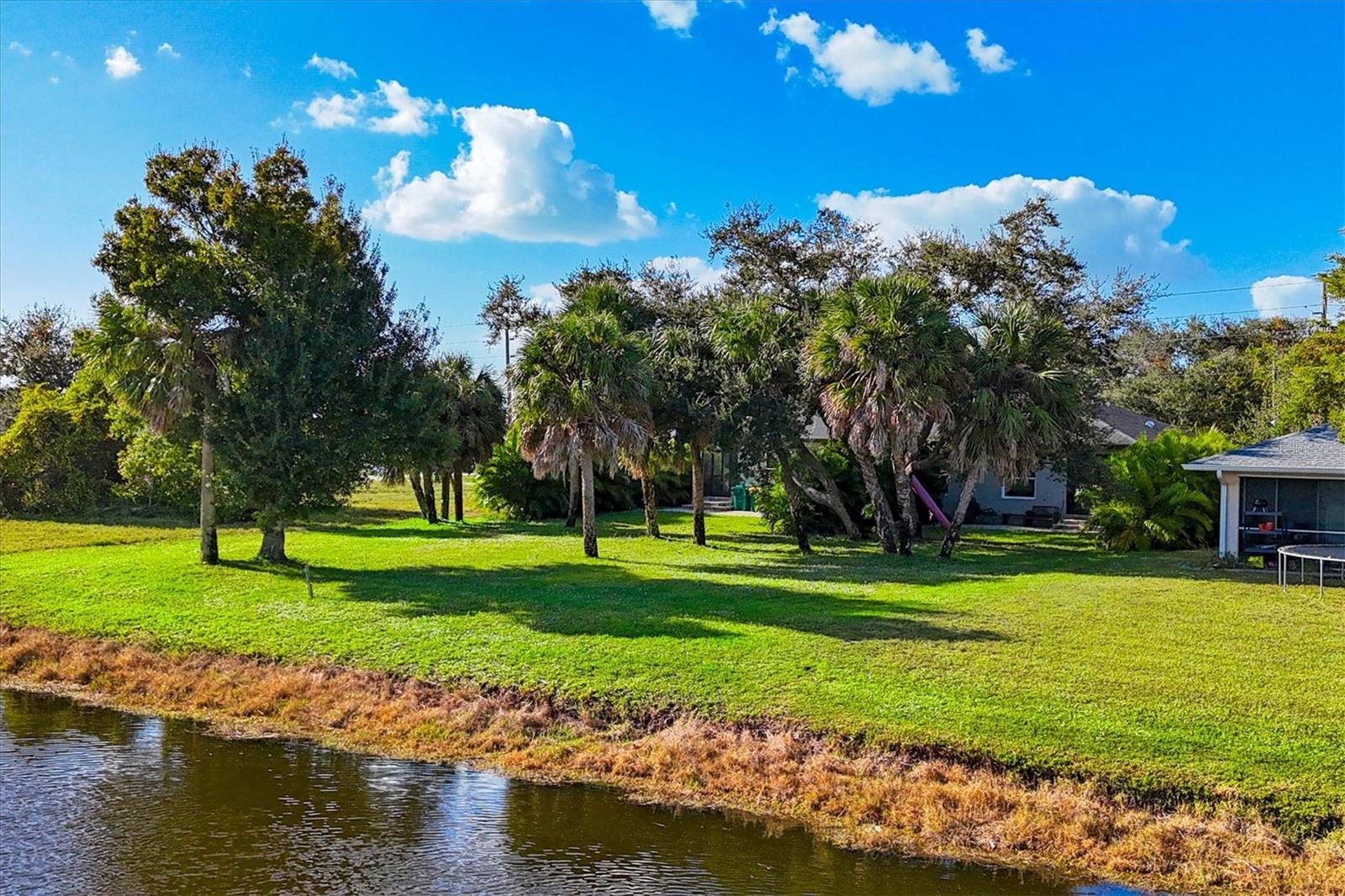 Image 35 of 62 For 338 Boundary Boulevard