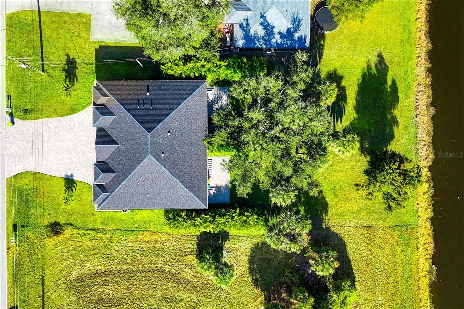 Image 36 of 62 For 338 Boundary Boulevard