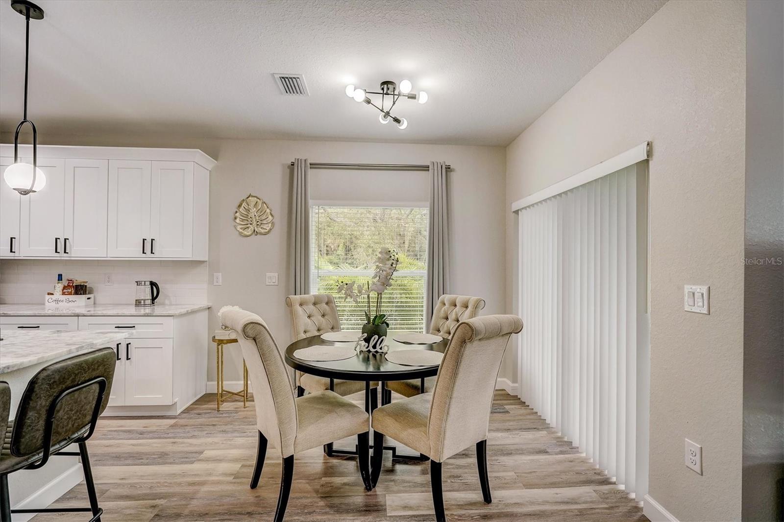 Image 44 of 62 For 338 Boundary Boulevard