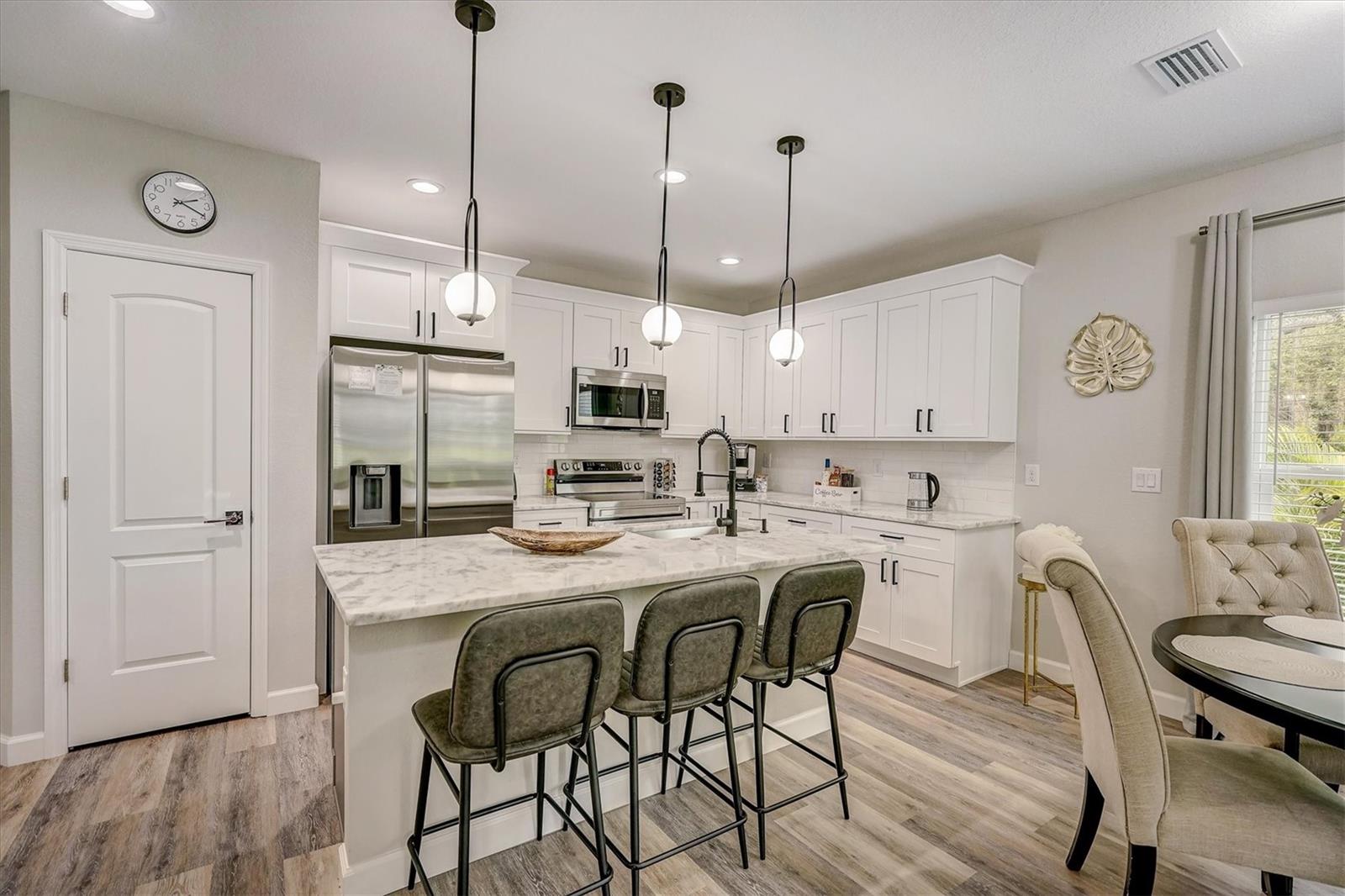 Image 45 of 62 For 338 Boundary Boulevard