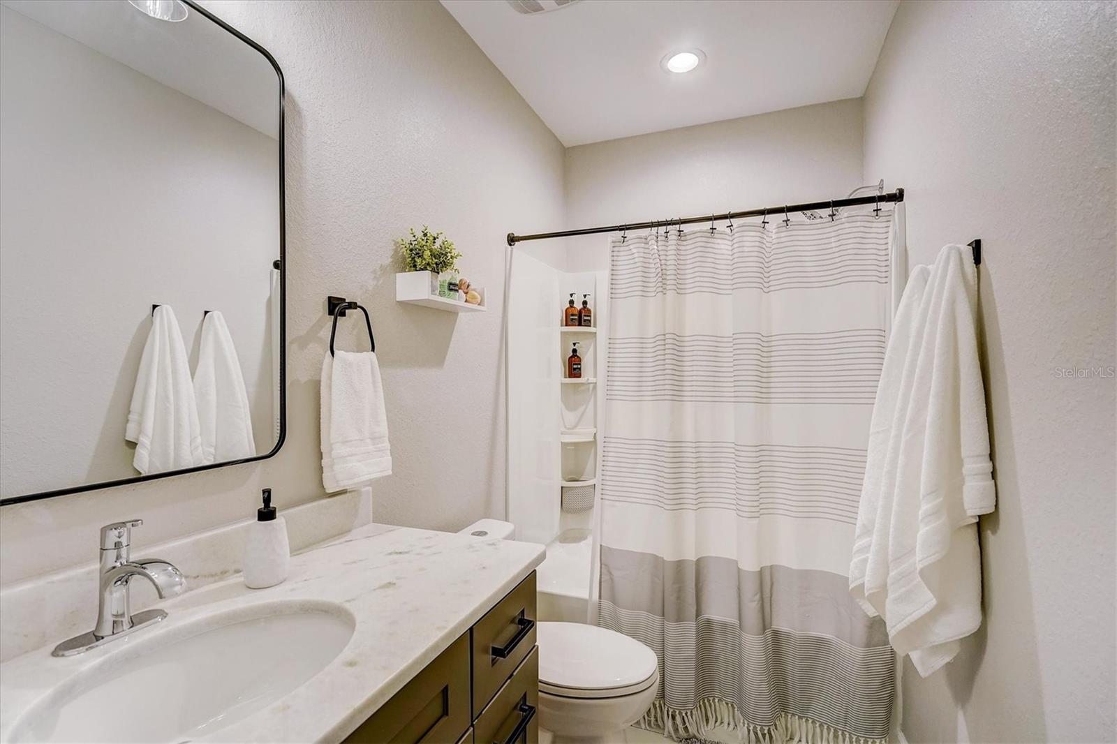 Image 53 of 62 For 338 Boundary Boulevard