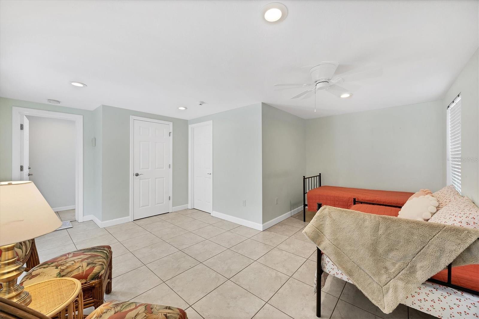 Image 25 of 66 For 18 Golf View Drive