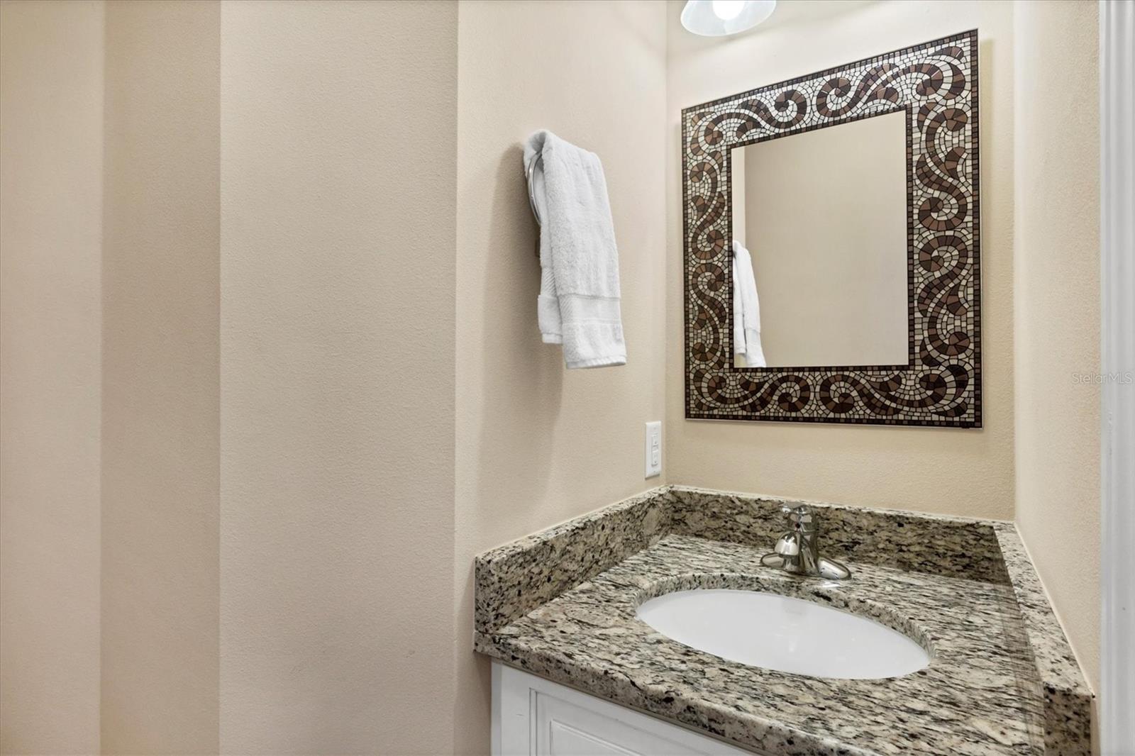 Image 31 of 66 For 18 Golf View Drive