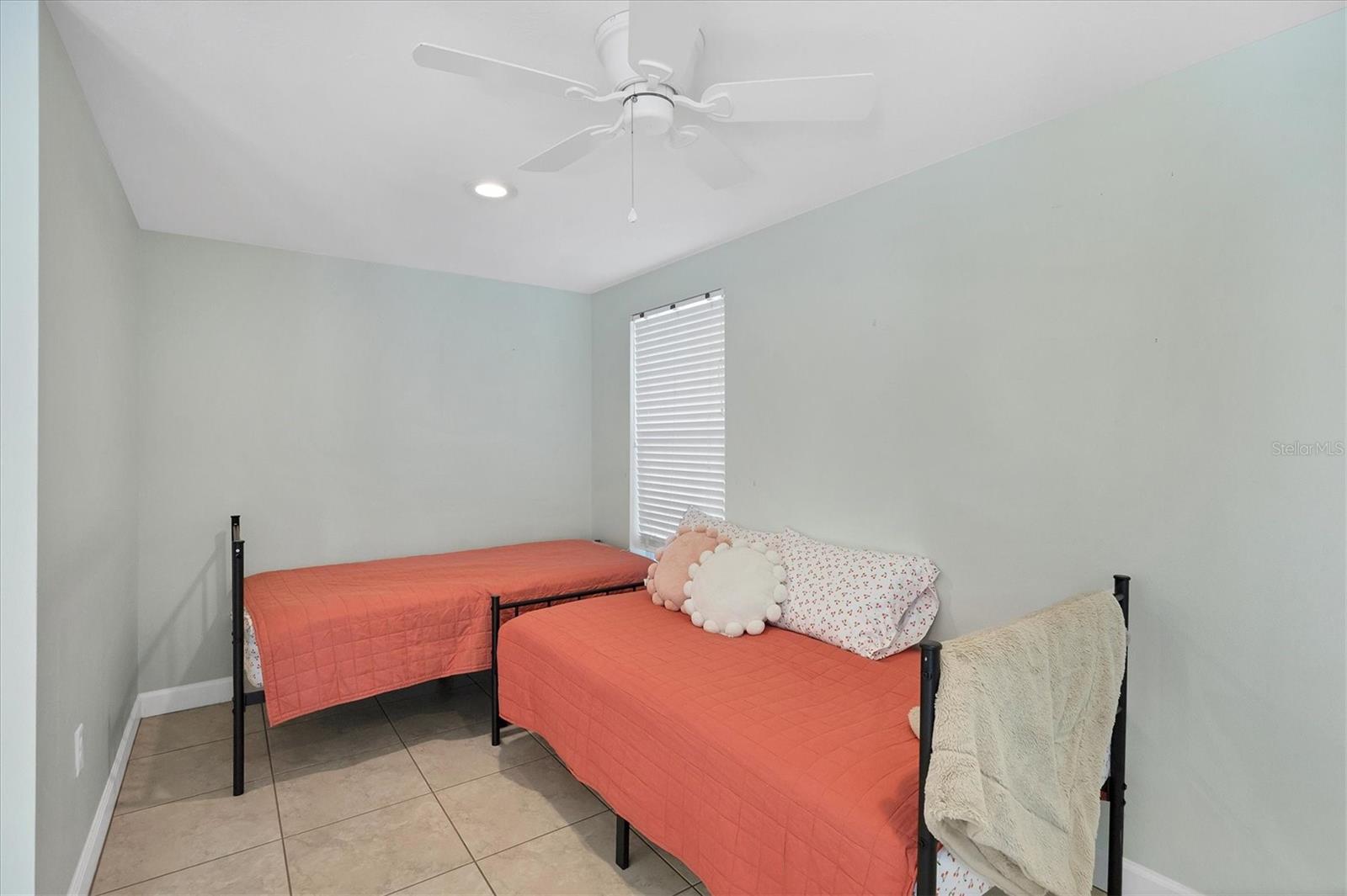 Image 35 of 66 For 18 Golf View Drive