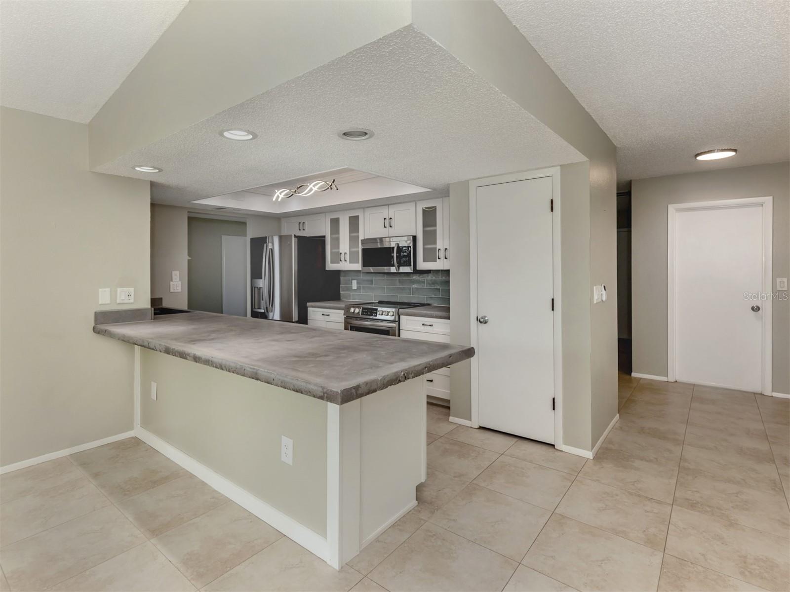 Image 13 of 55 For 1234 Pinebrook Way