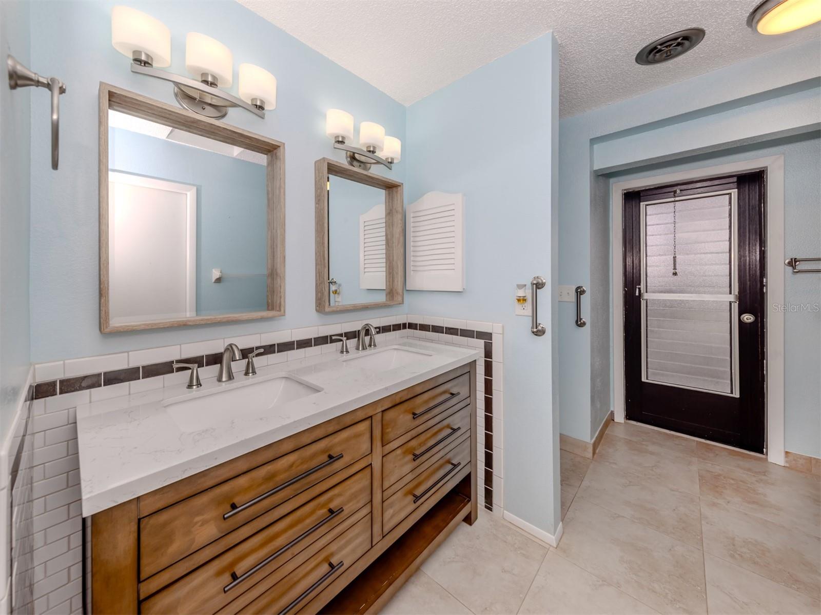 Image 22 of 55 For 1234 Pinebrook Way