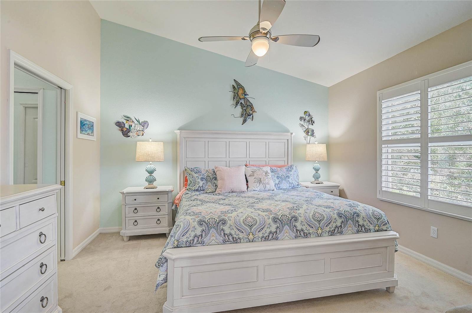 Image 16 of 52 For 4421 Corso Venetia Boulevard D21