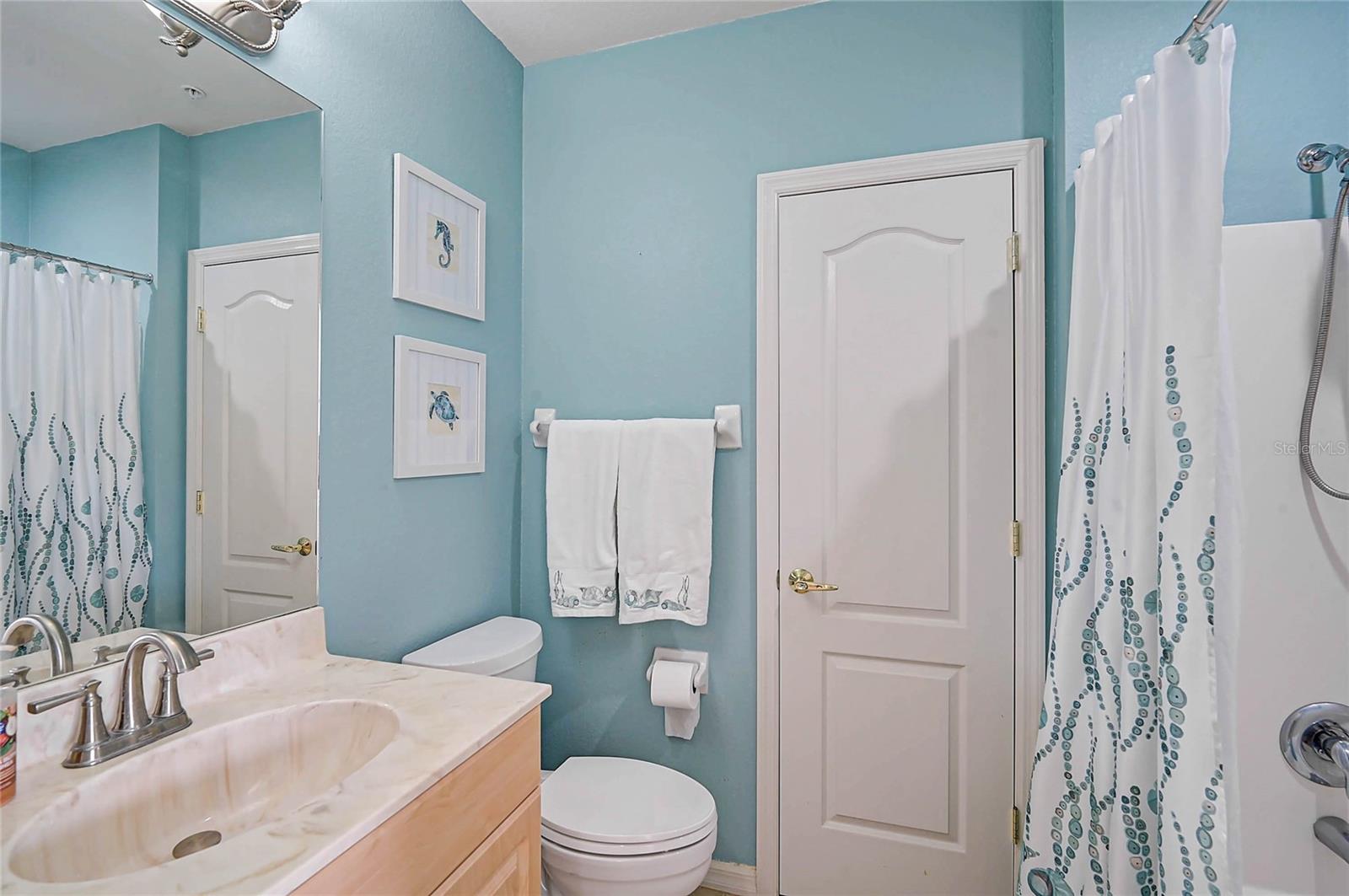 Image 22 of 52 For 4421 Corso Venetia Boulevard D21