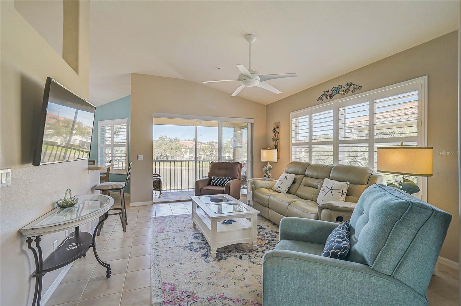 Image 6 of 52 For 4421 Corso Venetia Boulevard D21