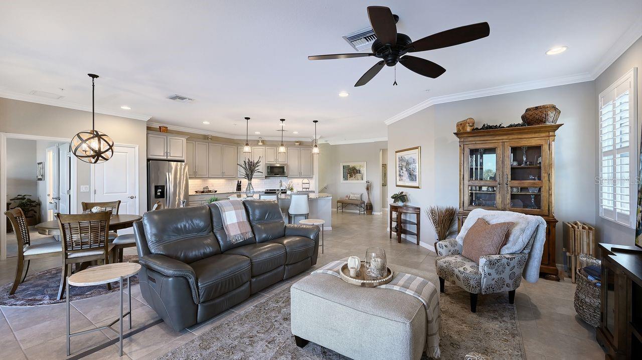 Image 13 of 52 For 23149 Banbury Way 201