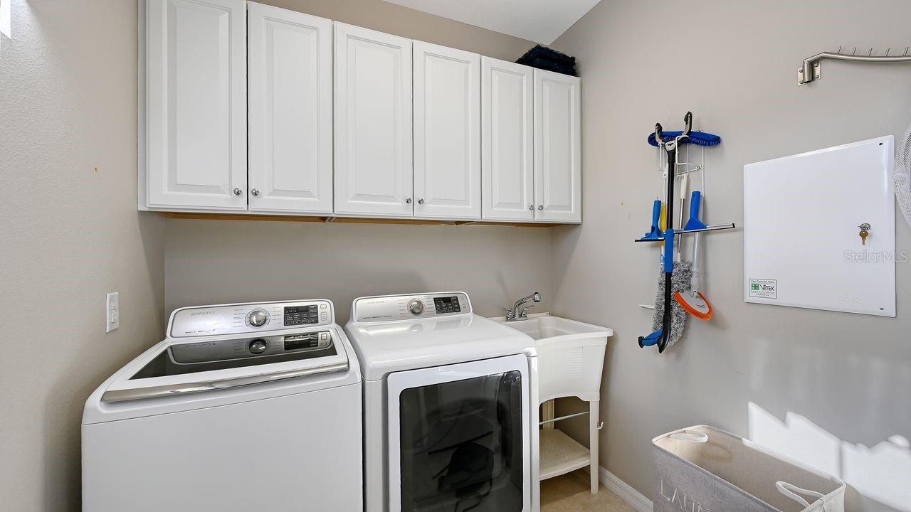 Image 22 of 52 For 23149 Banbury Way 201