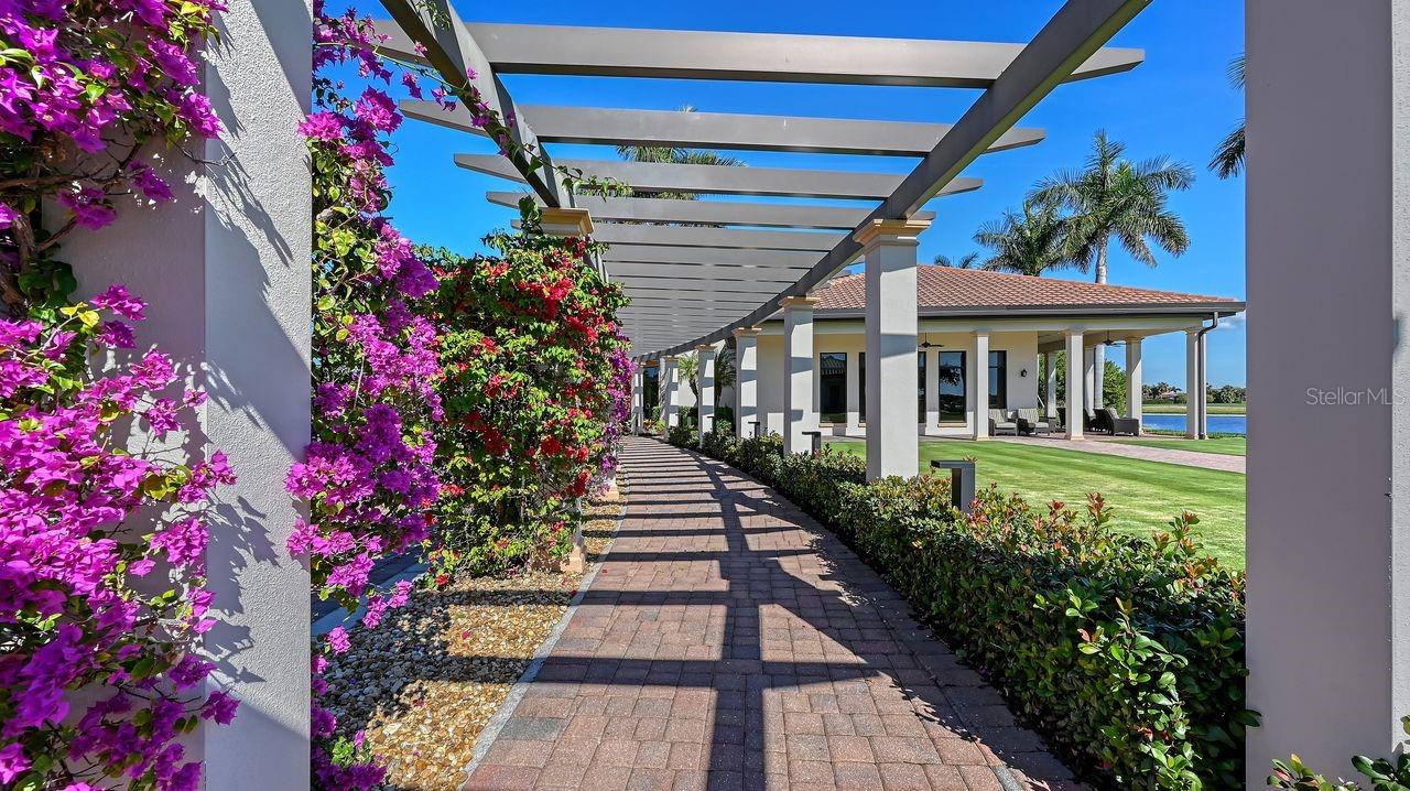 Image 32 of 52 For 23149 Banbury Way 201